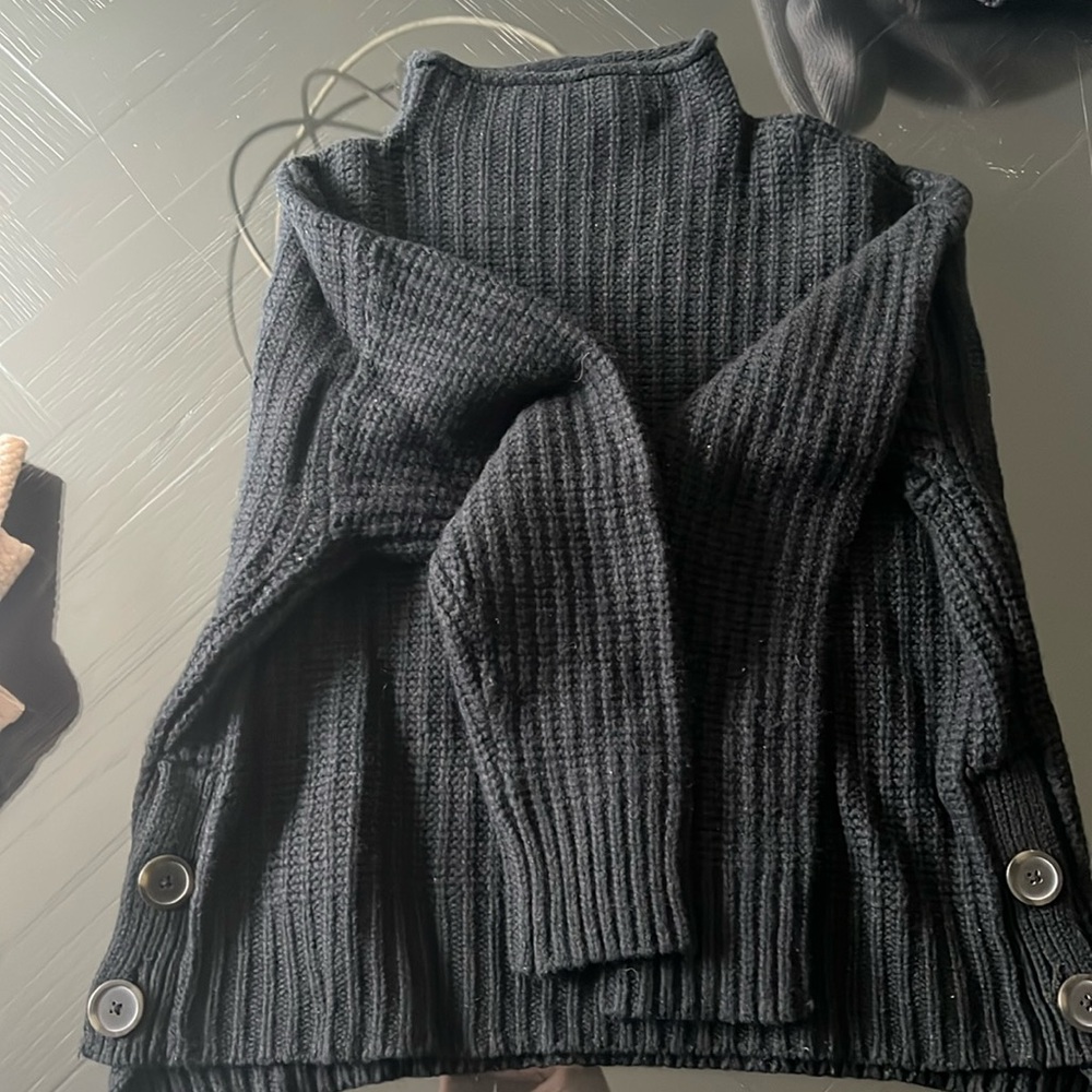 Madewell Black Turtleneck with Buttons Size Large